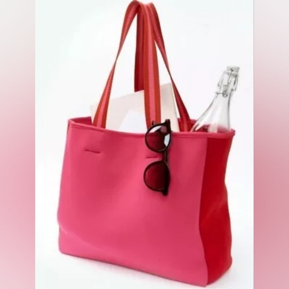 New Summersalt Beach Tote - Picture 3 of 12